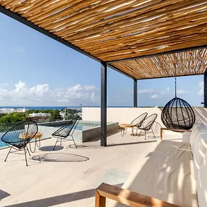 https://magnfico-estudio-con-rooftop-cerca-de-5ta-avenida.quintano-roohotels.com