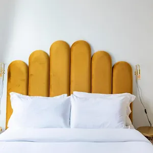 https://deza-cozy-place-nazionale.it-romehotels.com